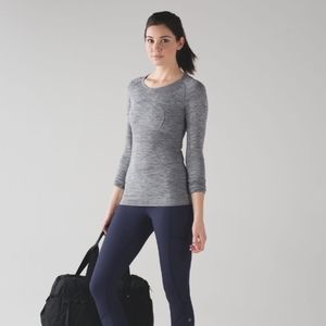 Lululemon Swiftly Size 4 Grey Long Sleeve